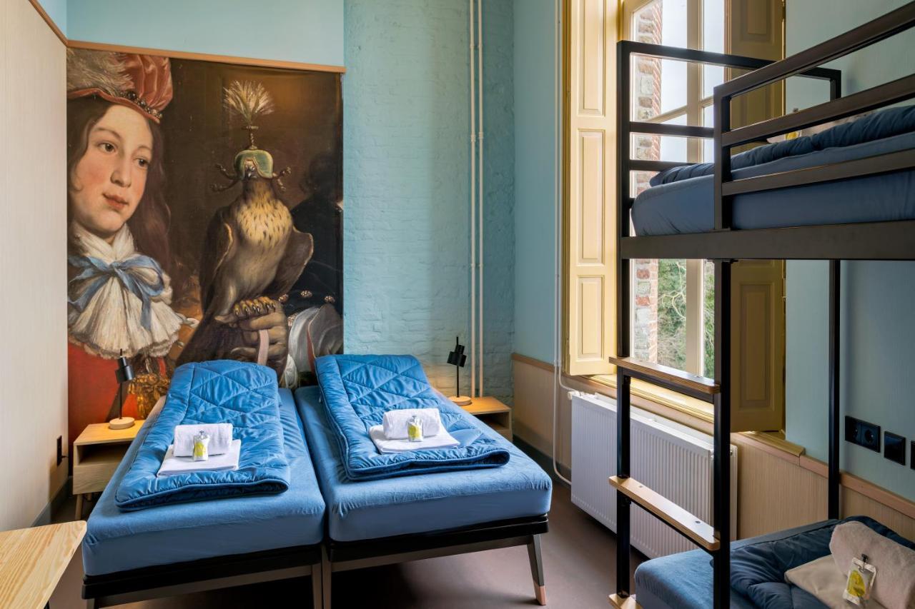 Familiekamer voor 6 Personen met Eigen Badkamer en Douche